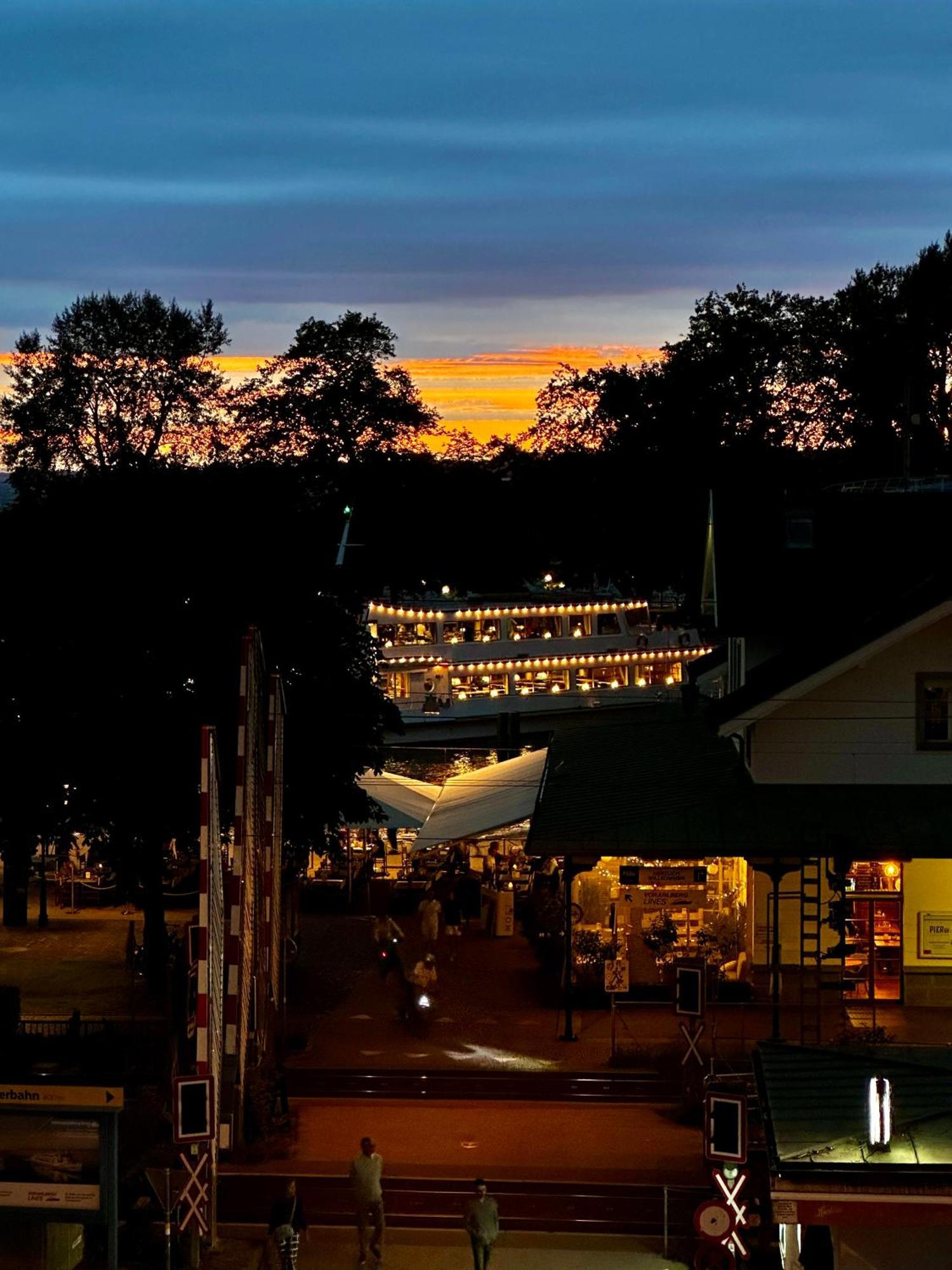 Ferienwohnung Mit Balkon Und Seeblick Bregenz Exterior foto